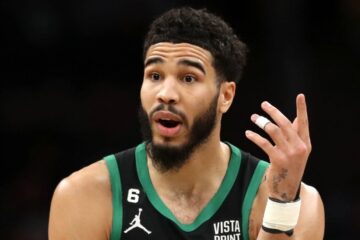 Джейсон Тейтум побив історичний рекорд Ларрі Берда і підкорив вражаюче досягнення Луки Дончича 49 - basket.com.ua