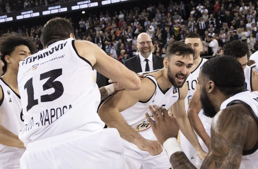 Єврокубок, 7-й тур: результати матчів 7 грудня 2 - basket.com.ua Єврокубок, 7-й тур: результати матчів 7 грудня 1 - basket.com.ua