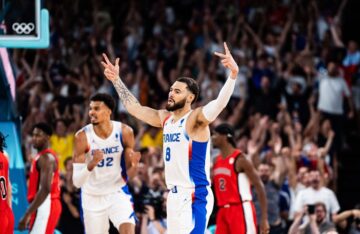 "Анадолу Ефес" посилив склад гравцем збірної Франції 37