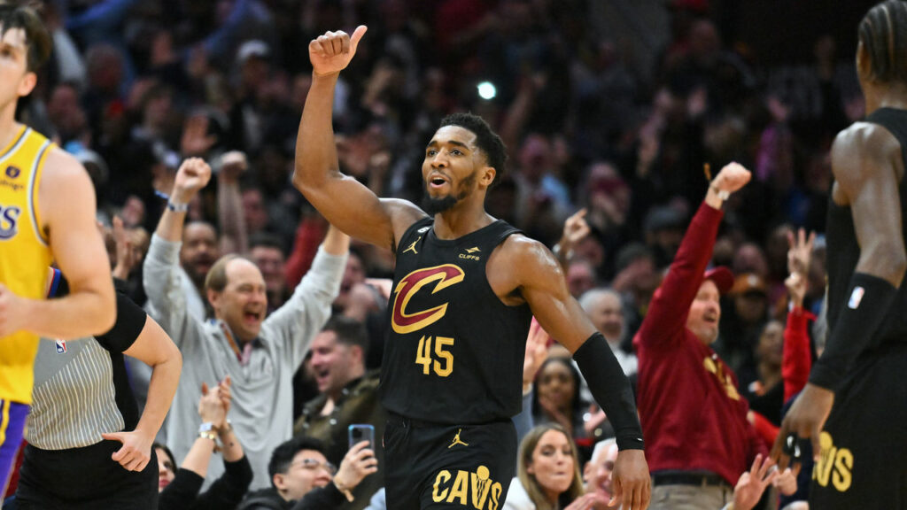 Донован Мітчелл набрав 43 очки проти “Лейкерс”: відео 1 - basket.com.ua