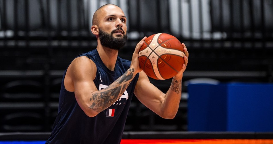 Фурньє - про ситуацію збірної Франції на ЧС: "Я вперше граю в матчах, які не мають жодного сенсу" 2 - basket.com.ua Фурньє - про ситуацію збірної Франції на ЧС: "Я вперше граю в матчах, які не мають жодного сенсу" 1 - basket.com.ua