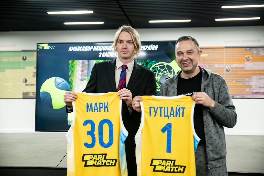 Український комік Марк Куцевалов - амбасадор збірної України 4 - basket.com.ua Український комік Марк Куцевалов - амбасадор збірної України 3 - basket.com.ua