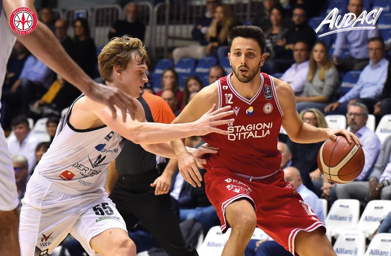 Чемпіонат Італії: результати матчів 22 жовтня 2 - basket.com.ua Чемпіонат Італії: результати матчів 22 жовтня 1 - basket.com.ua