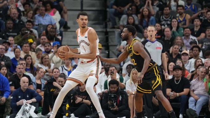 Віктор Вембаньяма створив історію НБА в матчі з "Голден Стейт" 2 - basket.com.ua Віктор Вембаньяма створив історію НБА в матчі з "Голден Стейт" 1 - basket.com.ua