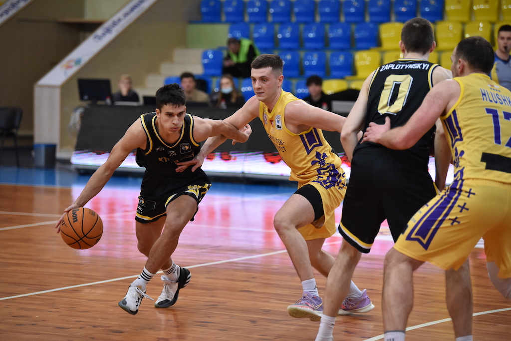 Суперліга. “Старий Луцьк” — “Київ-Баскет” 76:86 1 - basket.com.ua