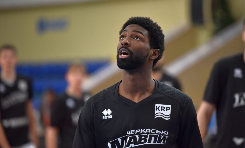 Хэмилтон временно покинул "Мавпы", Дугат и Шалич остались в команде 2 - basket.com.ua Хэмилтон временно покинул "Мавпы", Дугат и Шалич остались в команде 1 - basket.com.ua