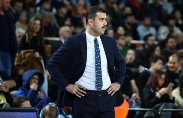 "Анадолу Ефес" може звільнити головного тренера. Вже відомий потенційний кандидат на заміну 55 - basket.com.ua