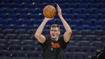 Стали відомі плани "Бостона" на Дмитра Скапінцева 33