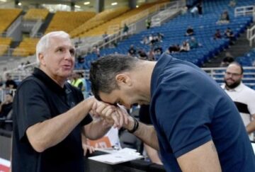 Головний тренер "Анадолу Ефеса" поцілував руку Желько Обрадовича перед матчем з "Партизаном" 35 - basket.com.ua