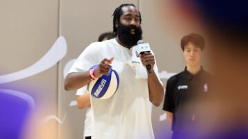 Джеймс Харден знахабнів до межі. Деградуюча зірка НБА не хоче прийняти гірку правду 35 - basket.com.ua