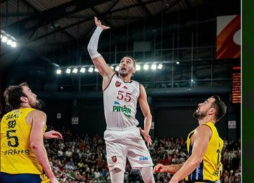 Чемпіонат Туреччини: "Фенербахче" зазнав поразки 35 - basket.com.ua