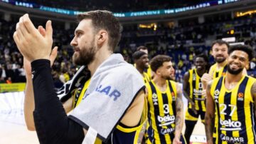 "Фенербахче" оновив рекорд Євроліги 61 - basket.com.ua