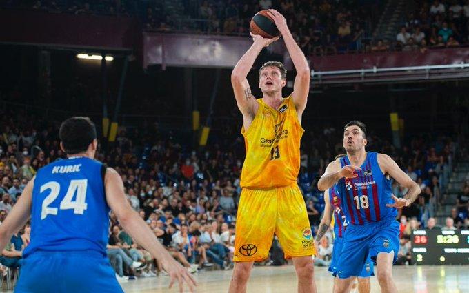Українці за кордоном: Пустовий 1 - basket.com.ua