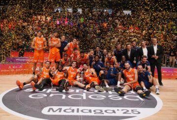 "Валенсія" у результативному матчі здолала "Реал" у битві за Суперкубок Іспанії 31