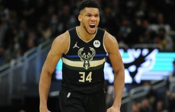 Янніс Адетокумбо випадково вибив зуб гравцю "Фінікса" 31 - basket.com.ua