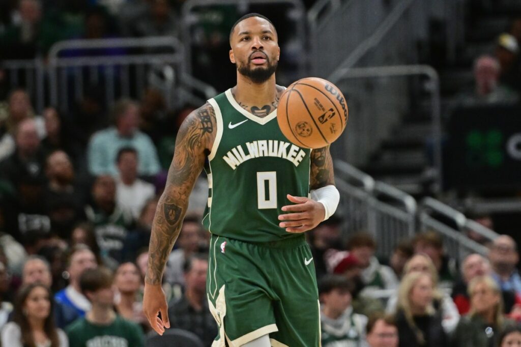 Деміан Ліллард підкорив досягнення Джеймса, Каррі та Хардена 2 - basket.com.ua Деміан Ліллард підкорив досягнення Джеймса, Каррі та Хардена 1 - basket.com.ua