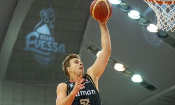 Українці за кордоном: Шундель, Павлов, Герун, Близнюк, Зотов 47