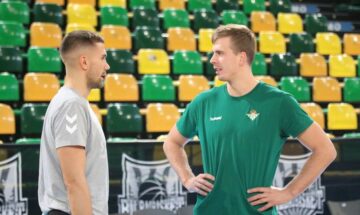 Українці за кордоном: Герун, Артамонов, Агафонов, Фролов, Міхєєв, Бєліков 35 - basket.com.ua