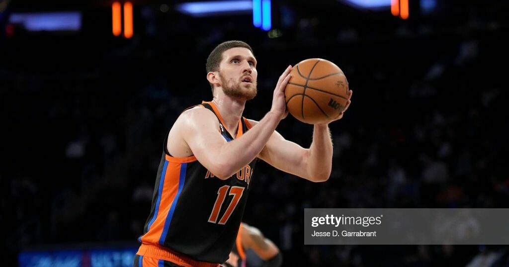 Святослав Михайлюк набрав 5 очок проти “Голден Стейт” 1 - basket.com.ua