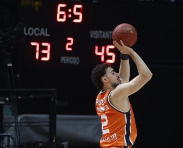 "Валенсія" встановила рекорд Єврокубку за набраними очками у першій половині 43