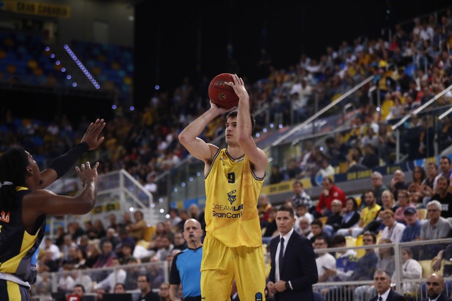 Єврокубок, 10-й тур: результати матчів 6 грудня 2 - basket.com.ua Єврокубок, 10-й тур: результати матчів 6 грудня 1 - basket.com.ua