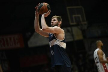 Українці за кордоном: Грицак, Шевченко, Марковецький, Войналович 49