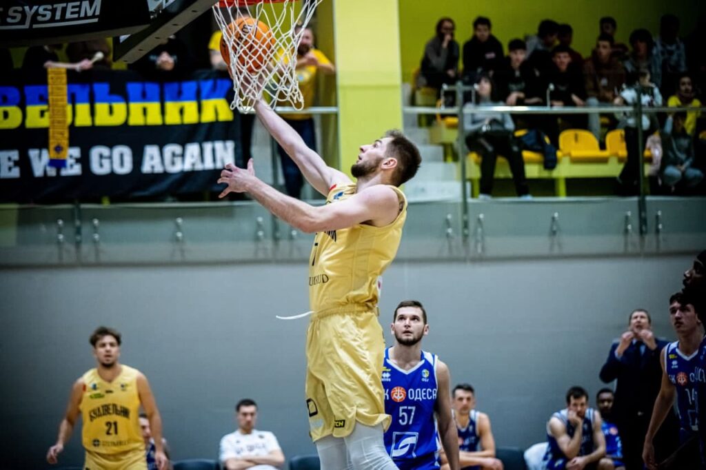 Андрій Грицак продовжить кар'єру в Іспанії 1 - basket.com.ua