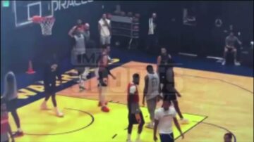 З'явилося відео бійки гравців "Голден Стейт" на тренуванні 51 - basket.com.ua