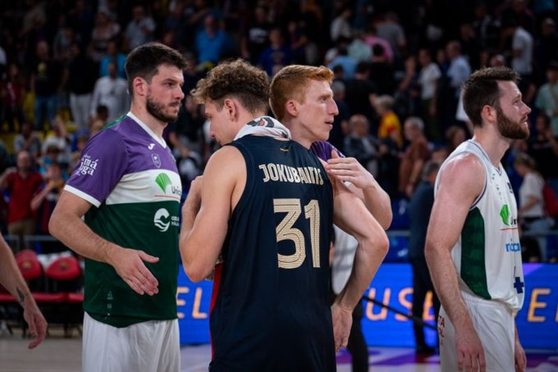 Чемпіонат Іспанії, 1/2 фіналу: "Барселона" здобула важку перемогу над "Унікахою". 2 - basket.com.ua Чемпіонат Іспанії, 1/2 фіналу: "Барселона" здобула важку перемогу над "Унікахою". 1 - basket.com.ua