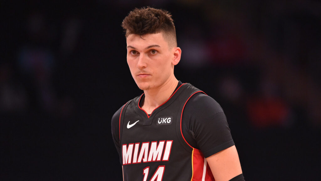 Тайлер Хірро – найкращий запасний гравець сезону НБА-2021/22 2 - basket.com.ua Тайлер Хірро – найкращий запасний гравець сезону НБА-2021/22 1 - basket.com.ua