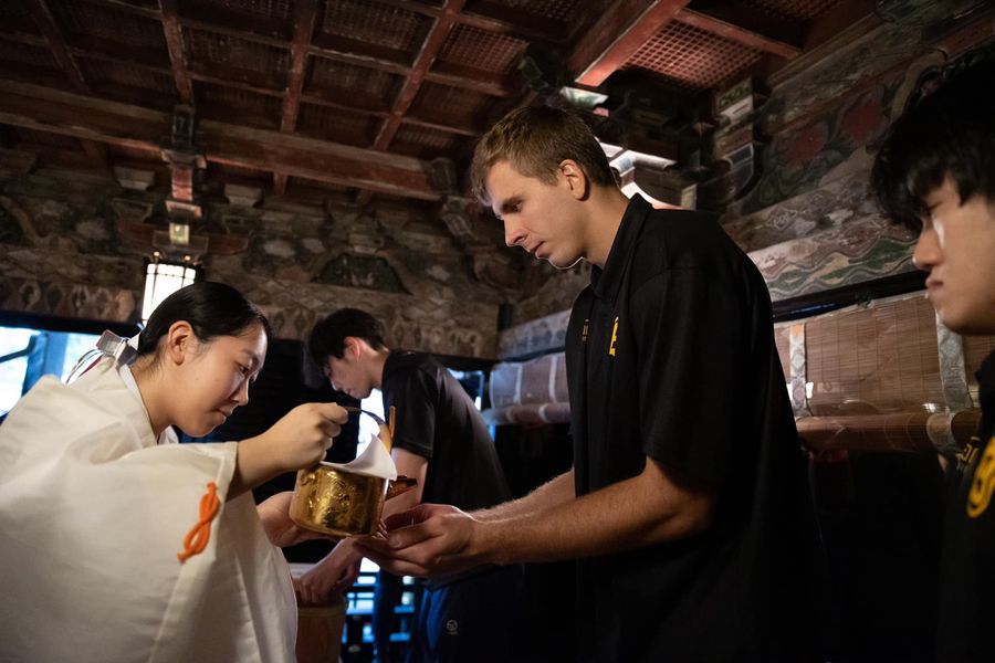 Українці за кордоном: Герун, Антіпов, Бояркін, Тихонов, Ковальов, Мішула, Йяму, Міхєєв, Мішула 2 - basket.com.ua Українці за кордоном: Герун, Антіпов, Бояркін, Тихонов, Ковальов, Мішула, Йяму, Міхєєв, Мішула 1 - basket.com.ua