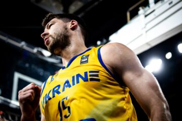 В’ячеслав Кравцов: "Чемпіонство Михайлюка — велика подія, українці не так часто потрапляють в команди НБА з чемпіонськими амбіціями" 35