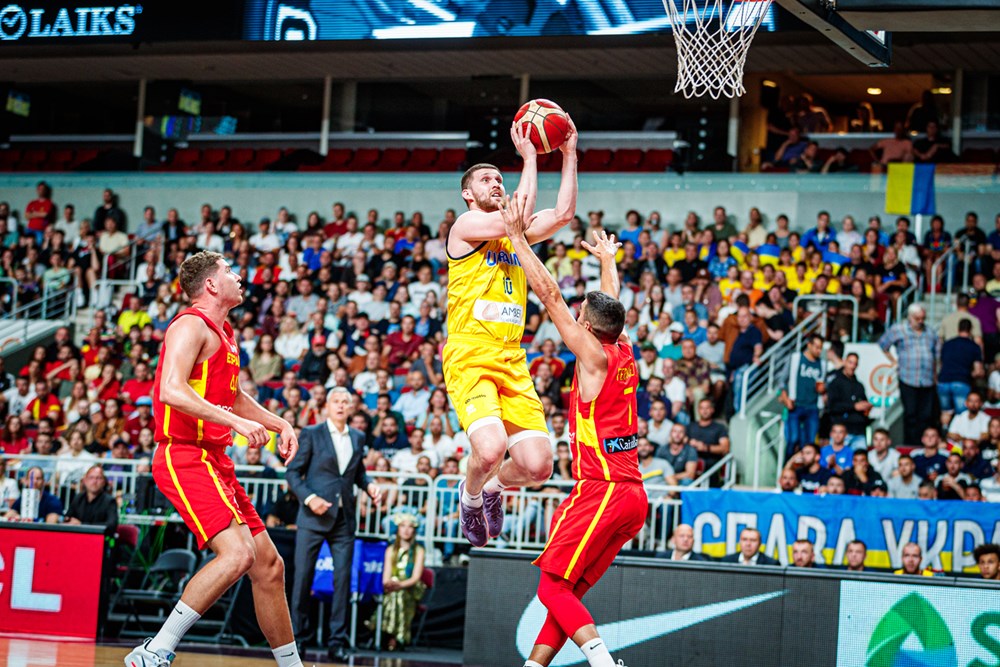 Мінімальна поразка України в матчі проти Іспанії: хайлайти матчу 2 - basket.com.ua Мінімальна поразка України в матчі проти Іспанії: хайлайти матчу 1 - basket.com.ua