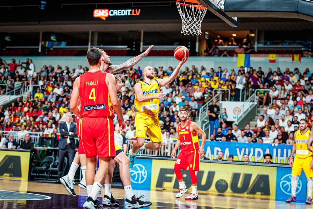 Ілля Сидоров: «Коли під час виконання гімну на трибунах люди зі сльозами на очах, розумієш, що це більше, ніж гра» 2 - basket.com.ua Ілля Сидоров: «Коли під час виконання гімну на трибунах люди зі сльозами на очах, розумієш, що це більше, ніж гра» 1 - basket.com.ua