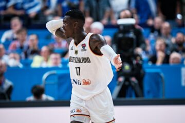 26 очок Деніса Шрьодера в матчі проти Греції: відео 39