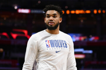 Карл-Ентоні Таунс був госпіталізований, йому дозволили ходити лише в суботу 49