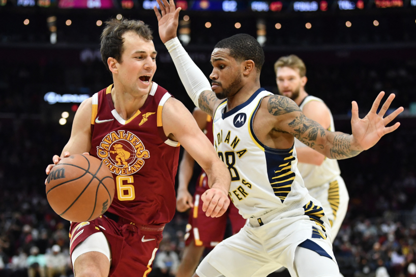 Кевін Пангос підписав контракт з "Міланом" 2 - basket.com.ua Кевін Пангос підписав контракт з "Міланом" 1 - basket.com.ua