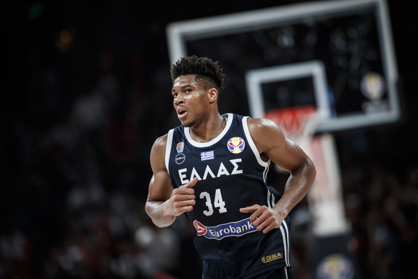 Янніс Адетокумбо підтвердив свою участь у Євробаскеті-2022 1 - basket.com.ua
