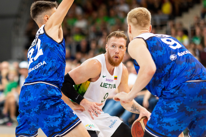 Суперники України на Євробаскеті: Естонія вдруге поступилась Литві 2 - basket.com.ua Суперники України на Євробаскеті: Естонія вдруге поступилась Литві 1 - basket.com.ua