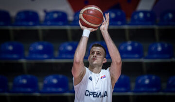 Знаменитий сербський гравець завершив кар'єру, маючи діючий контракт з клубом Євроліги 35 - basket.com.ua