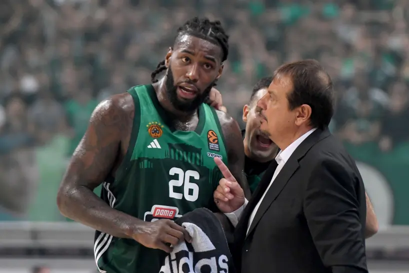 Ергін Атаман покарав гравців "Панатінаїкоса" 6-годинним тренуванням 2 - basket.com.ua Ергін Атаман покарав гравців "Панатінаїкоса" 6-годинним тренуванням 1 - basket.com.ua