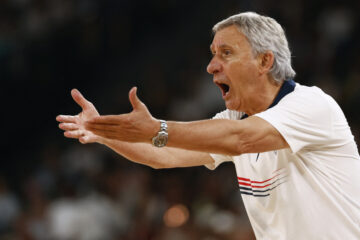 "Вдарте його хоч трохи!" Пешич виголосив потужну промову, після якої Сербії відігралася з -24 на ОІ 47 - basket.com.ua