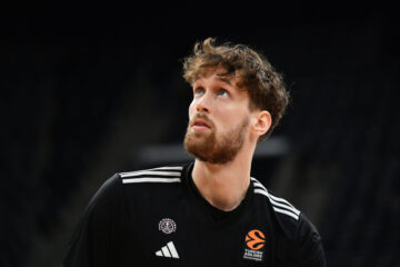 Чемпіон Євроліги зробив перше підписання після втрати двох суперзірок в міжсезоння 57