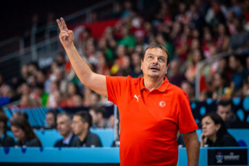 "Неймовірний абсурд". Ергін Атаман пояснив несподівані складнощі Туреччини проти аутсайдера в плей-офф Євробаскету 43