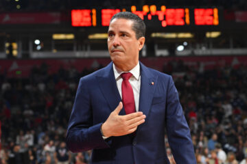 Клуб Євроліги вирішив звільнити головного тренера після провального старту сезону 31