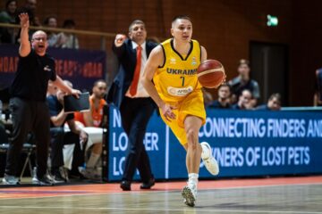 Денис Лукашов: “Збірна України показала потенціал, але в наступних матчах хотілося б бачити більш повноцінний склад” 37