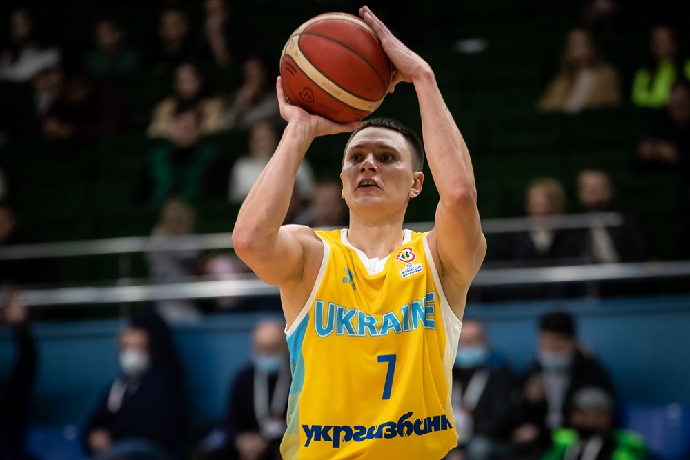 Денис Лукашов: "Багато що залежить від настрою та бажання, адже в збірній люди грають не за гроші, а за честь" 2 - basket.com.ua Денис Лукашов: "Багато що залежить від настрою та бажання, адже в збірній люди грають не за гроші, а за честь" 1 - basket.com.ua