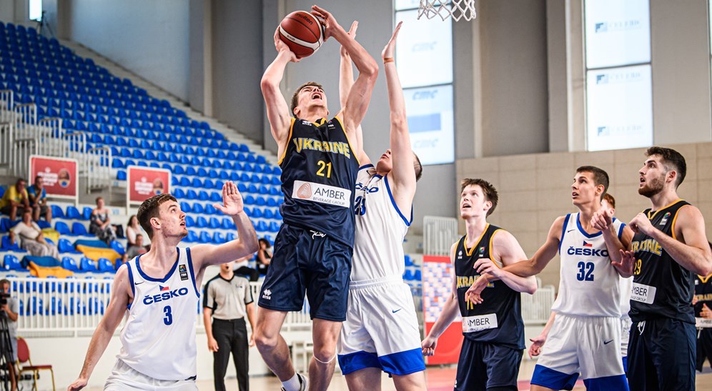 Чемпіонат Європи U-20. Чехія — Україна 80:61 2 - basket.com.ua Чемпіонат Європи U-20. Чехія — Україна 80:61 1 - basket.com.ua