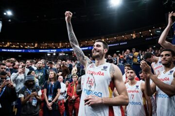 Хуанчо Ернангомес став найкращим гравцем фіналу Євробаскета-2022 29