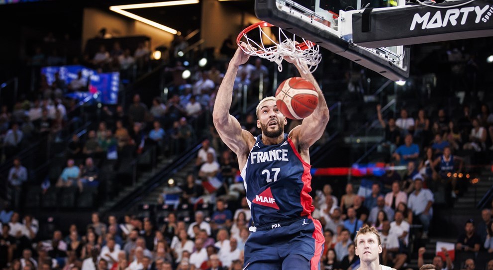 Кваліфікація ЧС-2023: результати матчів 24 серпня 2 - basket.com.ua Кваліфікація ЧС-2023: результати матчів 24 серпня 1 - basket.com.ua